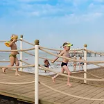 Port Nature Luxury 베렉