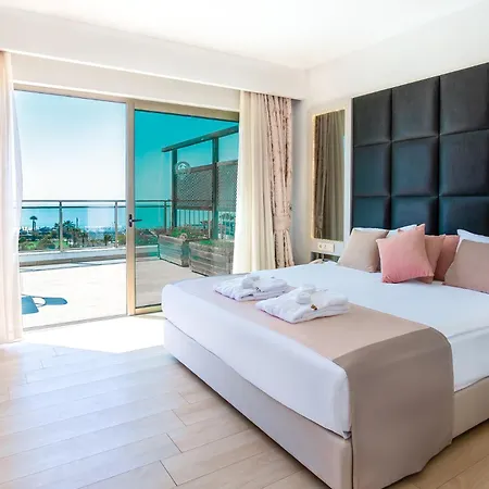 Отель Port Nature Luxury