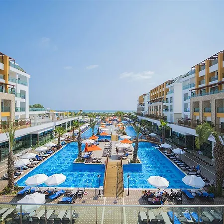Hotel Port Nature Luxury 5*