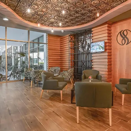 Port Nature Luxury Hotel