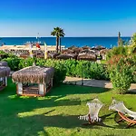 Hotell Port Nature Luxury