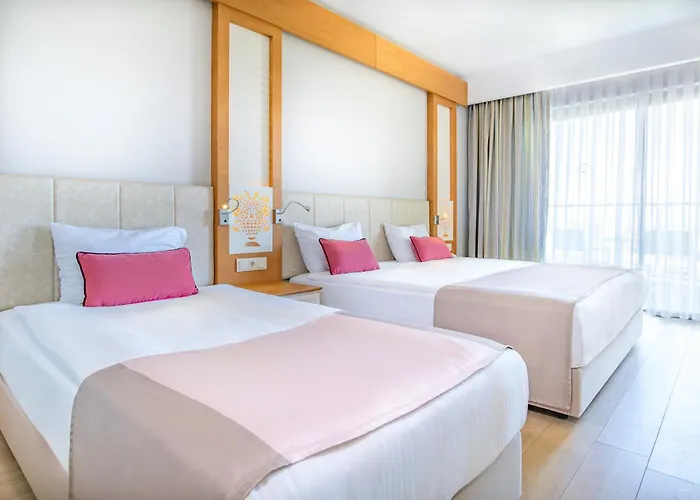 Port Nature Luxury Hotel